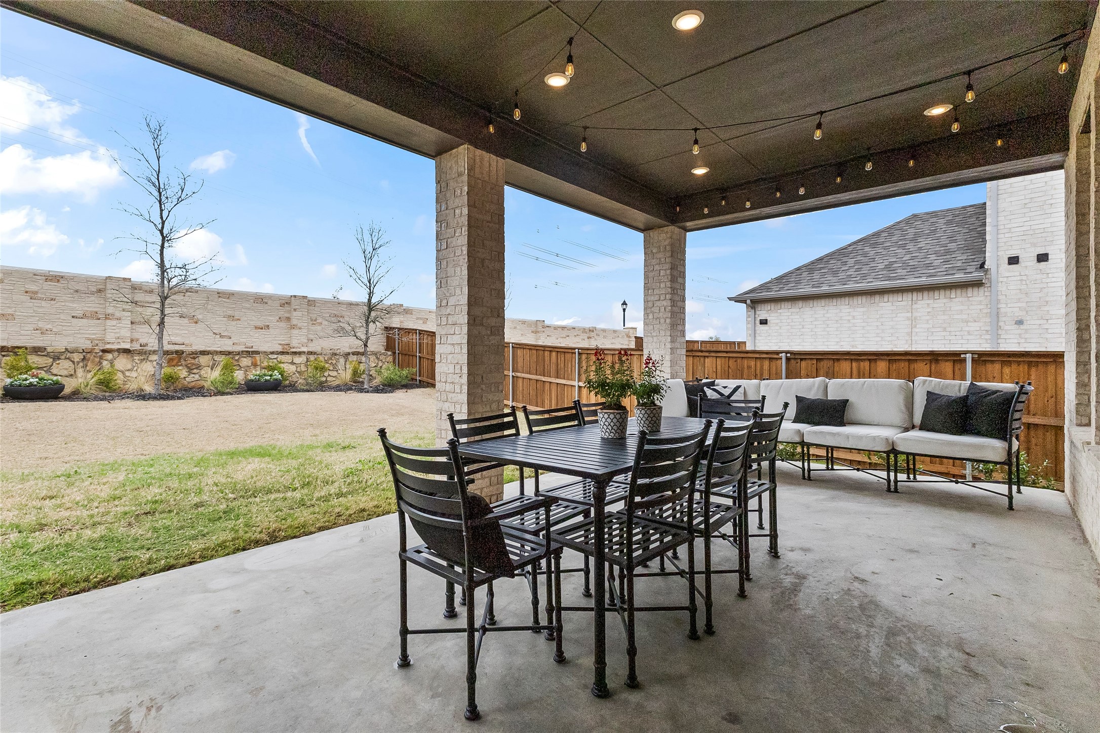 8525 Fannin Creek Trail Mckinney TX 75071
