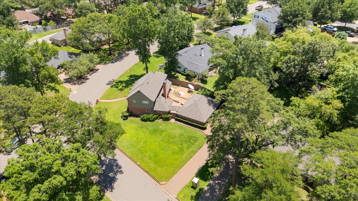 5911 Foxcroft Road Tyler TX 75703