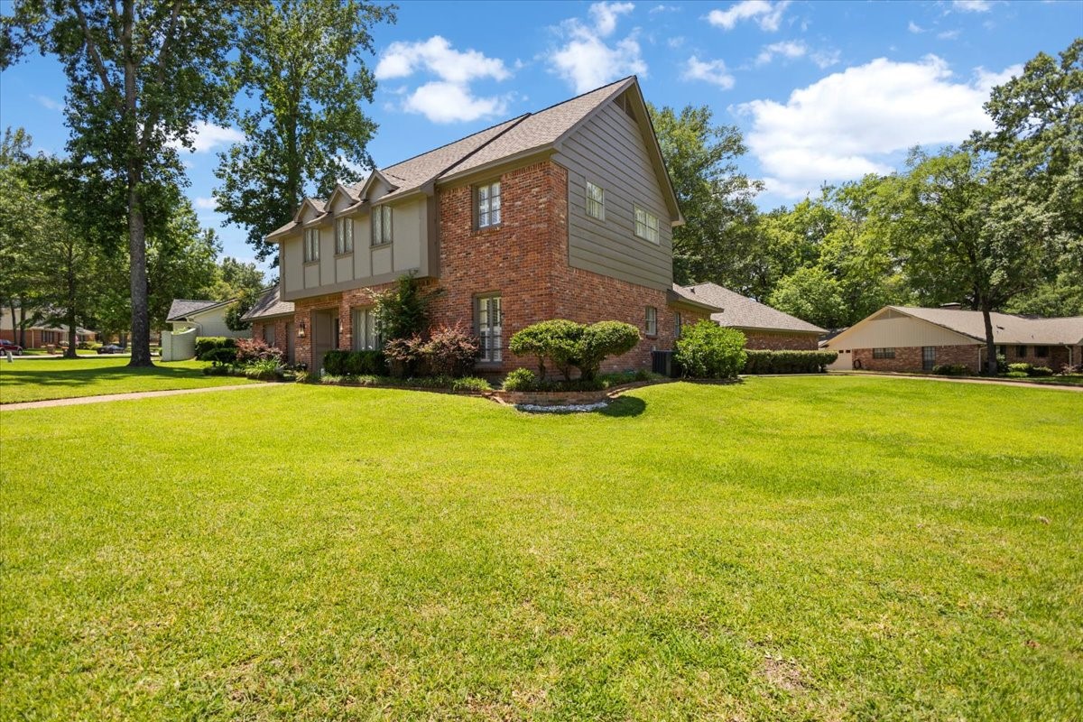 5911 Foxcroft Road Tyler TX 75703
