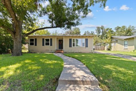 1424 Bowie Drive Corsicana TX 75110