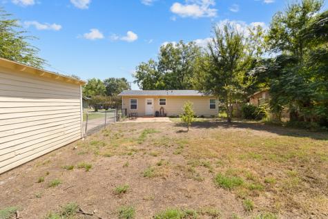 1424 Bowie Drive Corsicana TX 75110