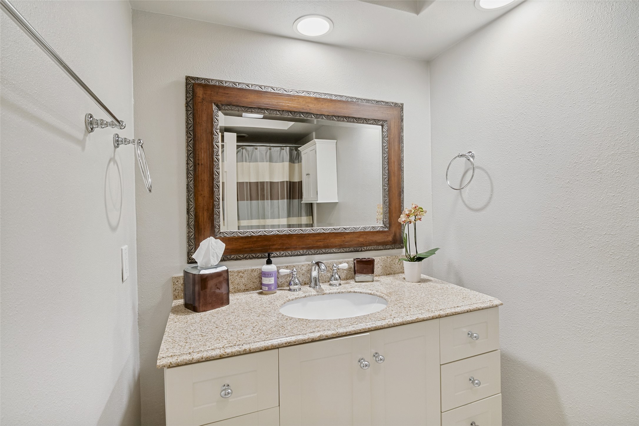 4323 Quail Hollow Road Dallas TX 75287