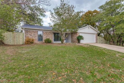 350 Woodhill Way Court Azle TX 76020