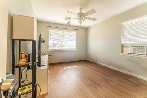 5720 Whitman Avenue Fort Worth TX 76133