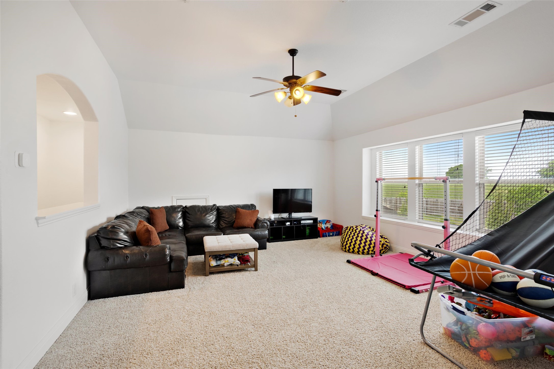 1916 Peggys Cove Van Alstyne TX 75495