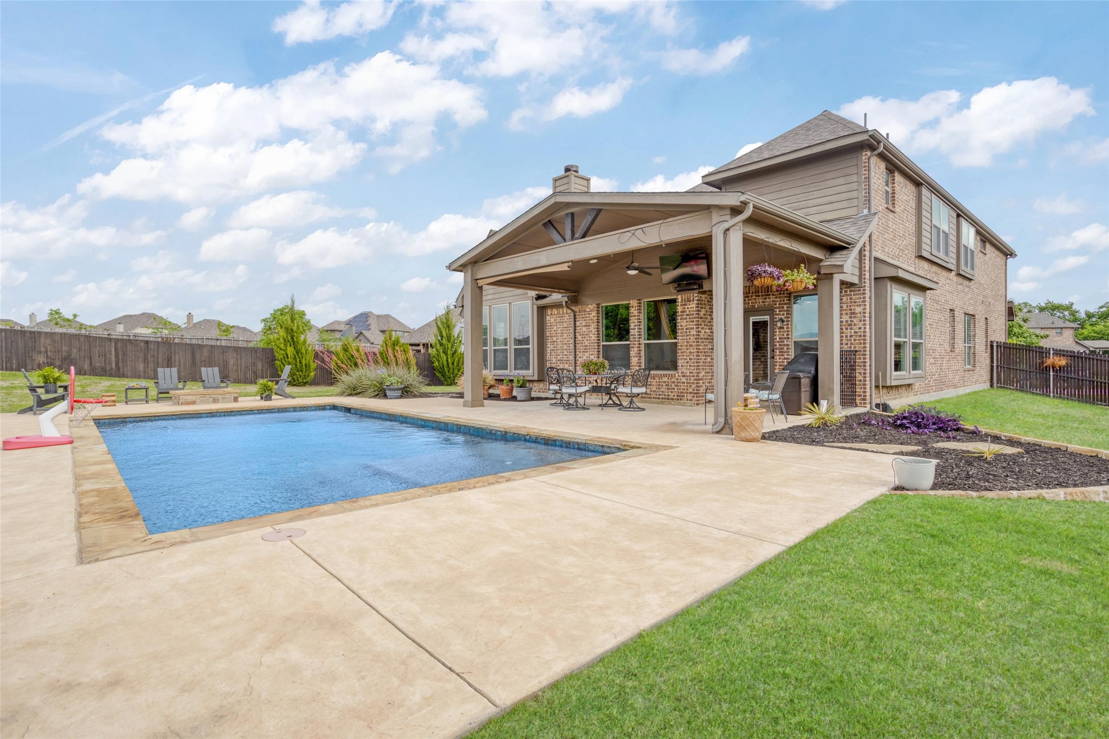 1916 Peggys Cove Van Alstyne TX 75495