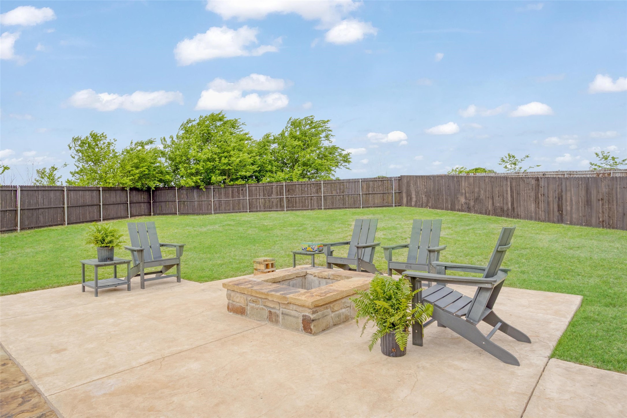 1916 Peggys Cove Van Alstyne TX 75495