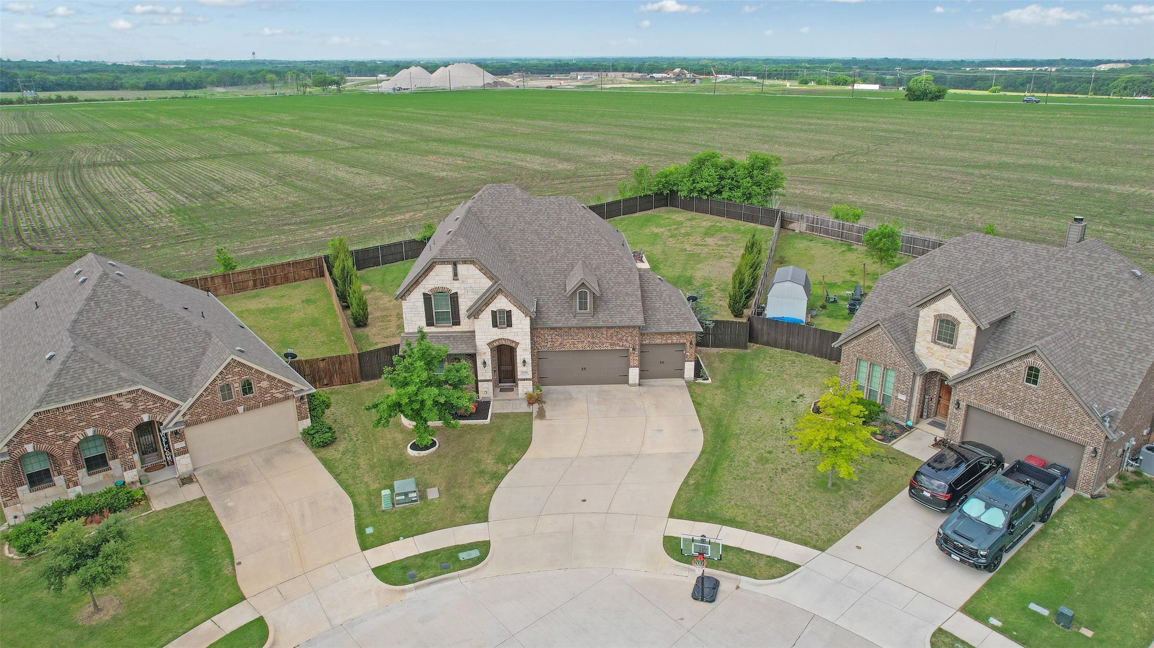 1916 Peggys Cove Van Alstyne TX 75495