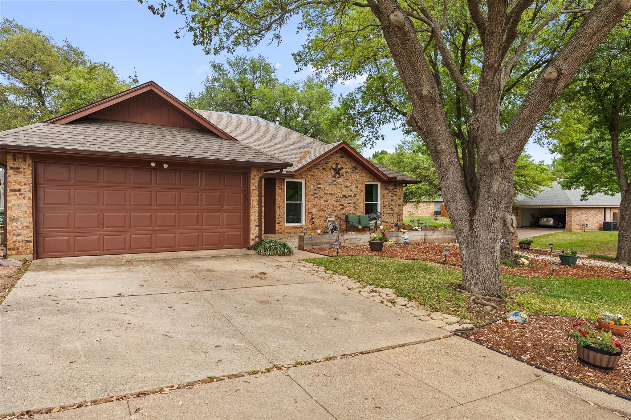 4017 Cherryhill Court Arlington TX 76016