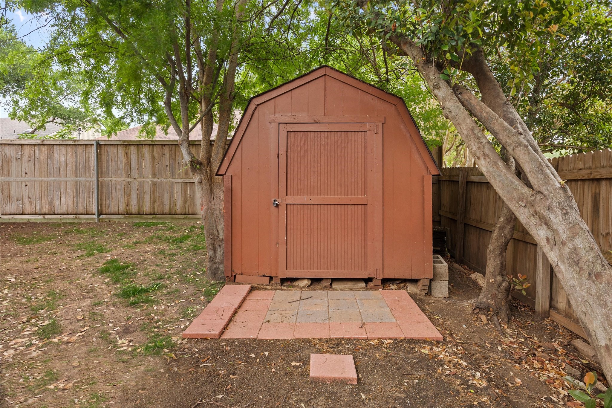 4017 Cherryhill Court Arlington TX 76016