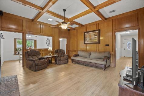 4017 Cherryhill Court Arlington TX 76016