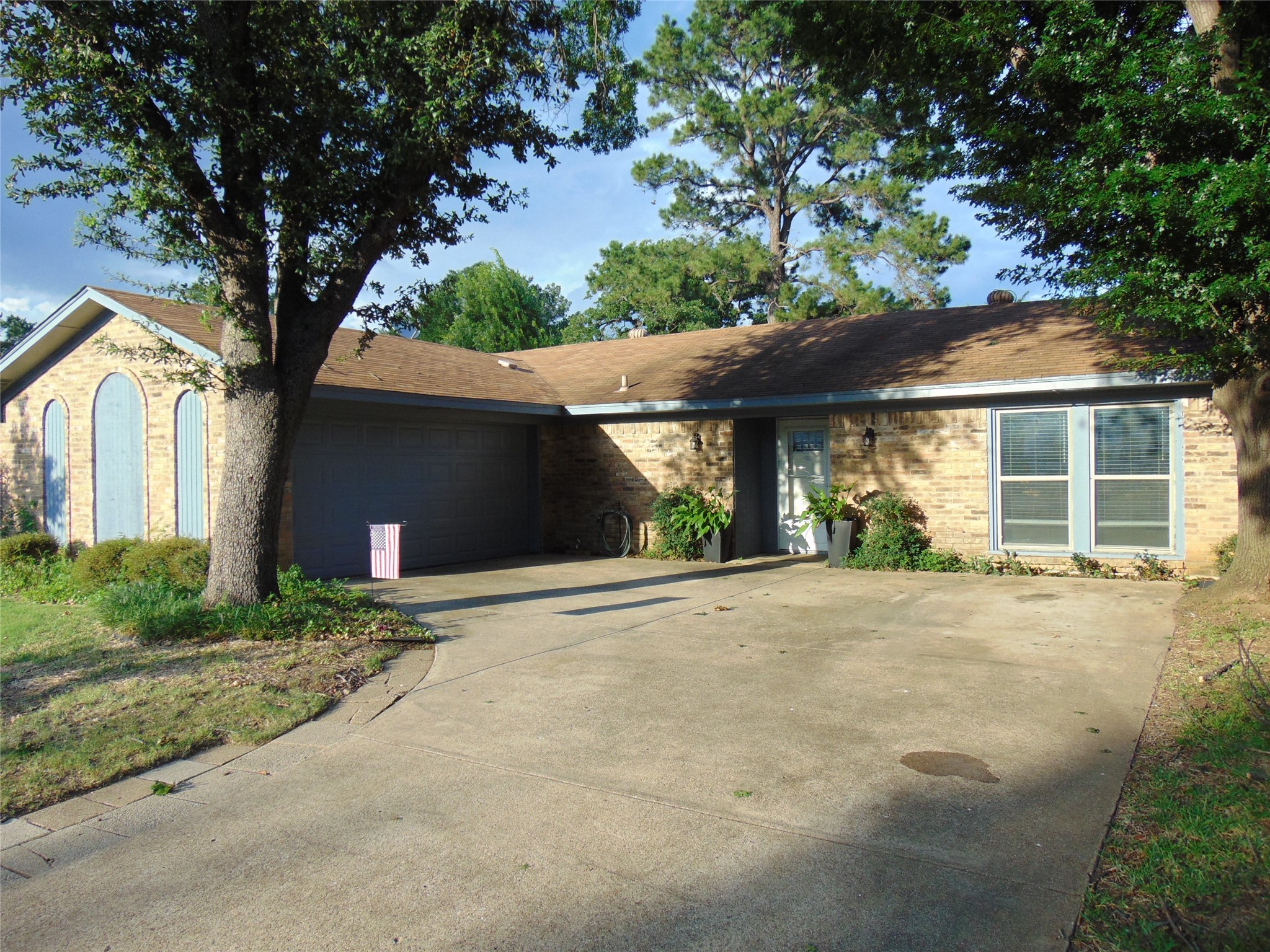 5420 Kings Manor Drive Lake Dallas TX 75065