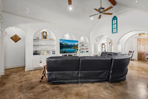 304 County Road 2311 Mineola TX 75773