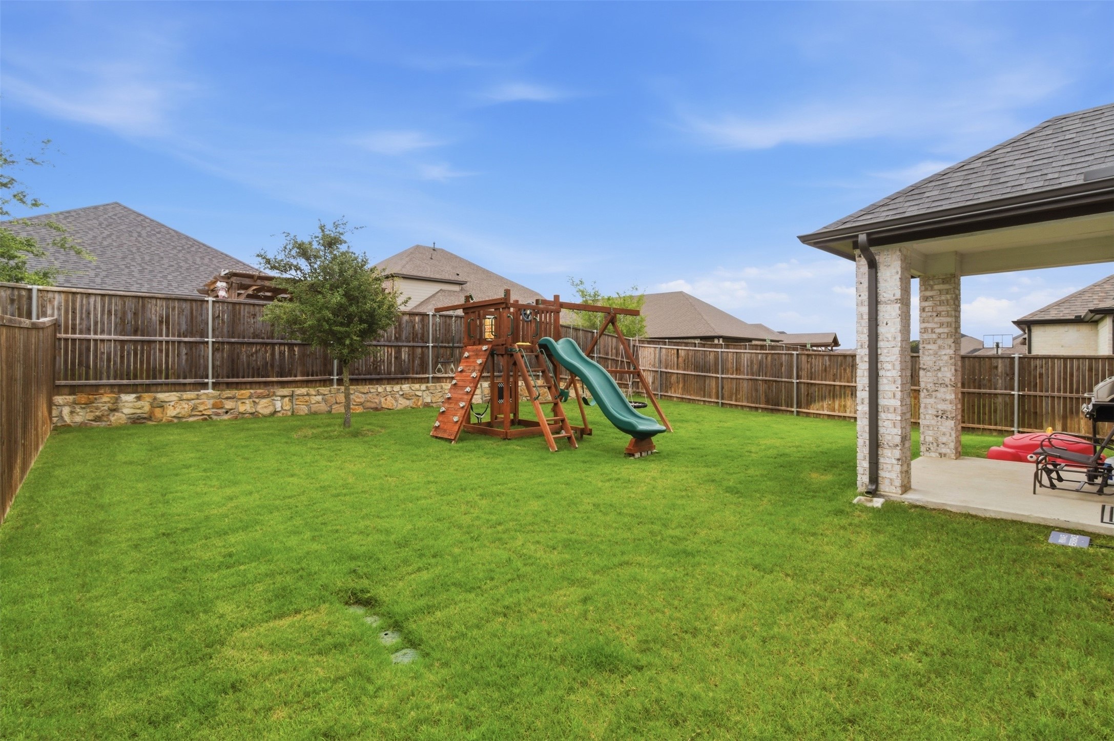 129 Chase Creek Drive Lavon TX 75166