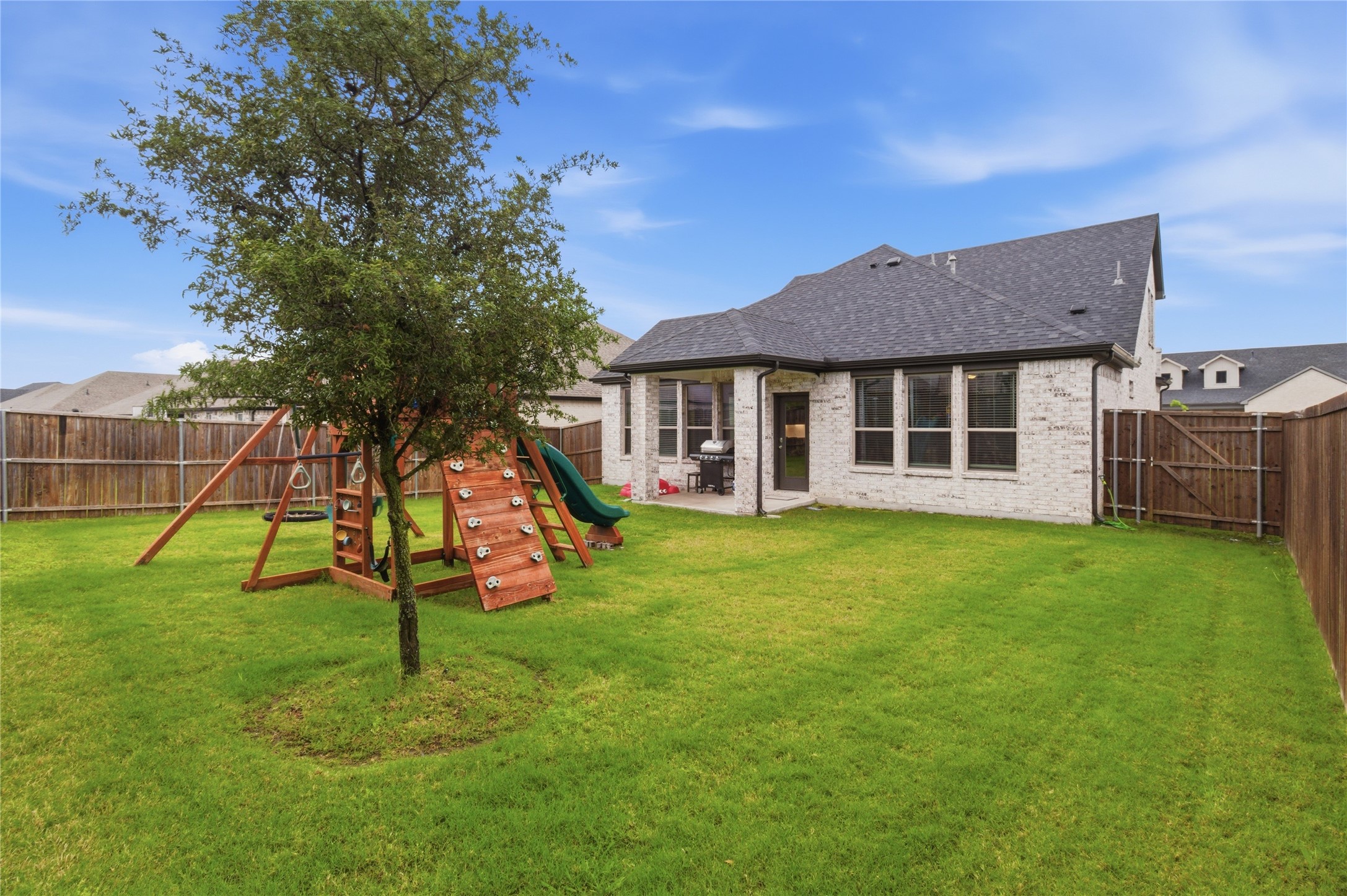 129 Chase Creek Drive Lavon TX 75166