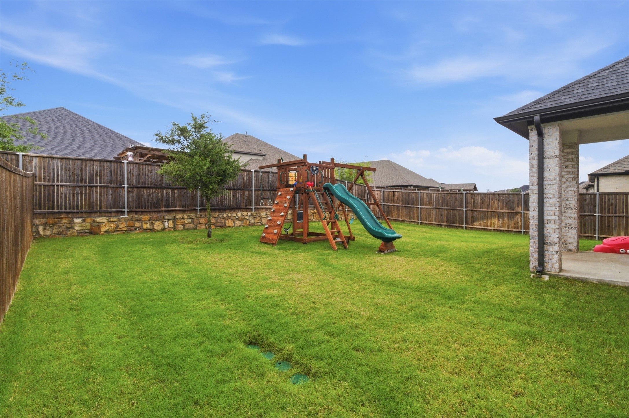 129 Chase Creek Drive Lavon TX 75166