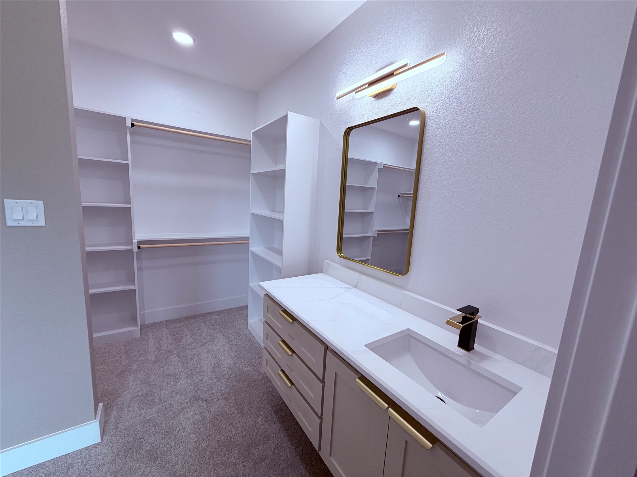 2506 Gross Road Dallas TX 75228