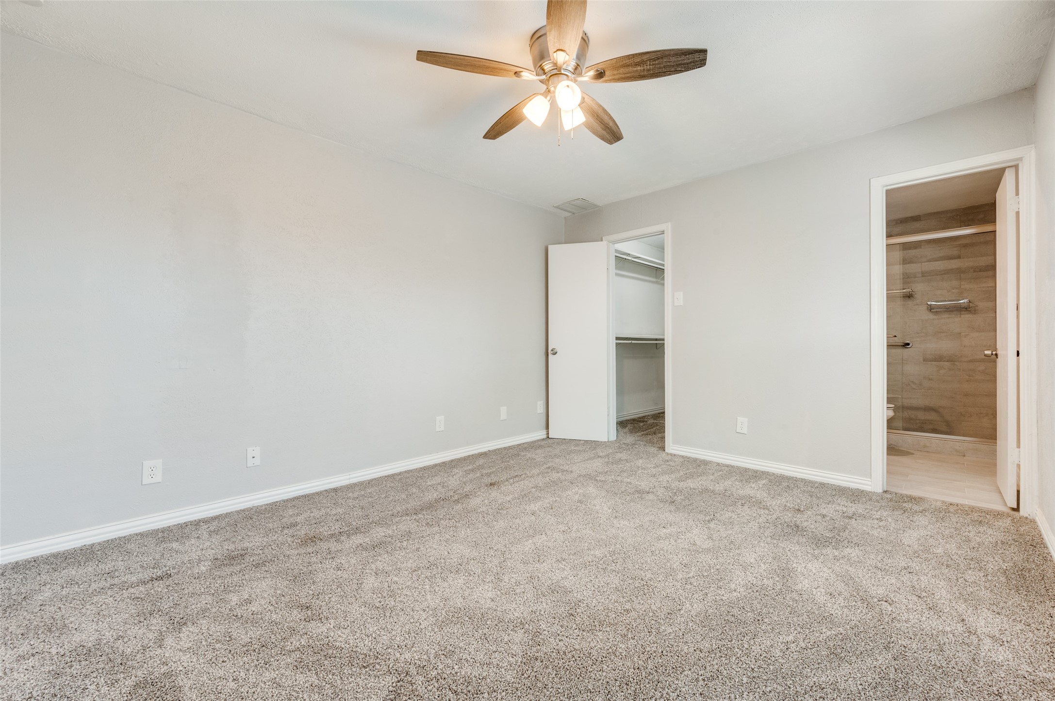 2043 Chatsworth Road Carrollton TX 75007