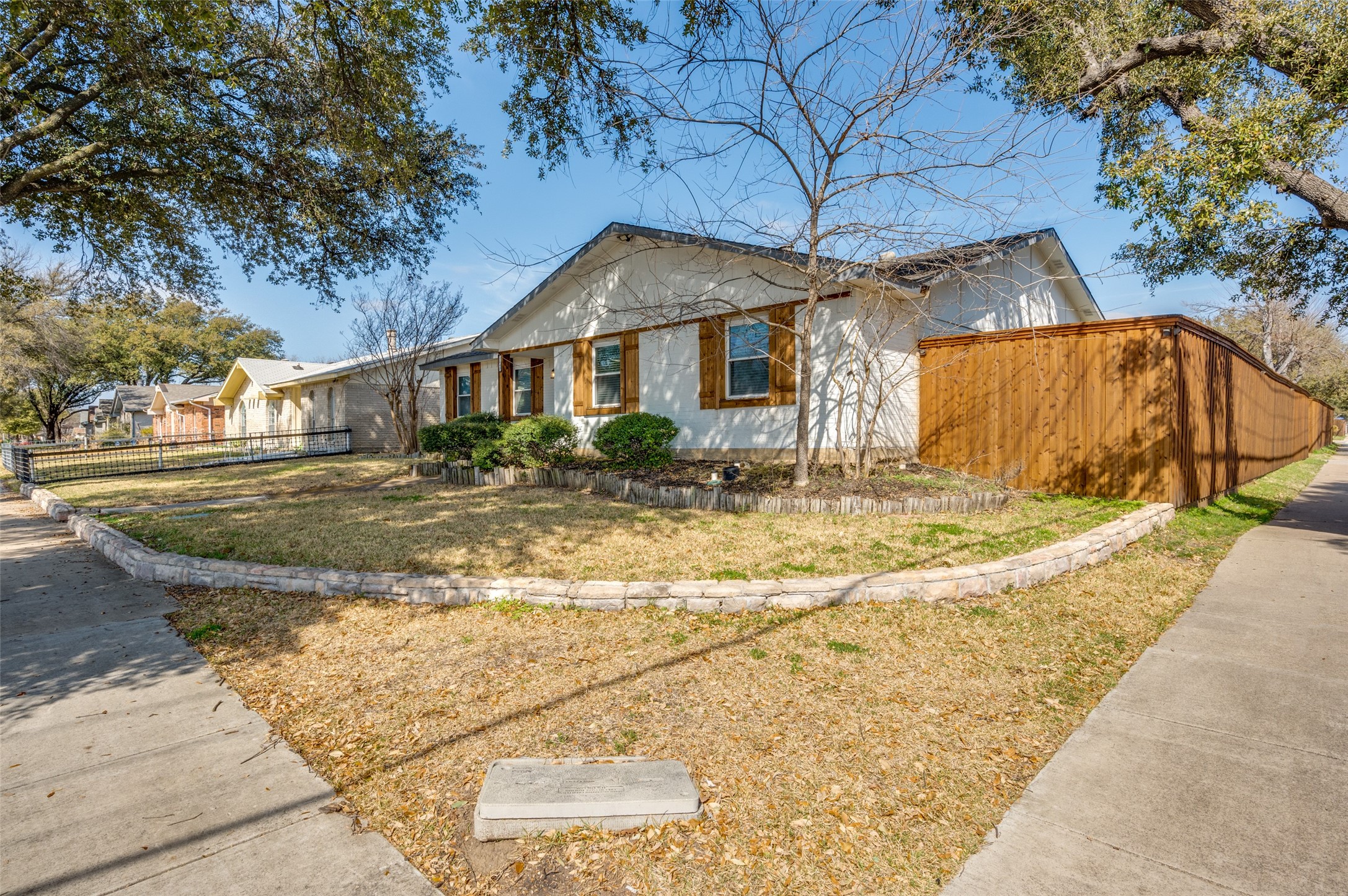 2043 Chatsworth Road Carrollton TX 75007