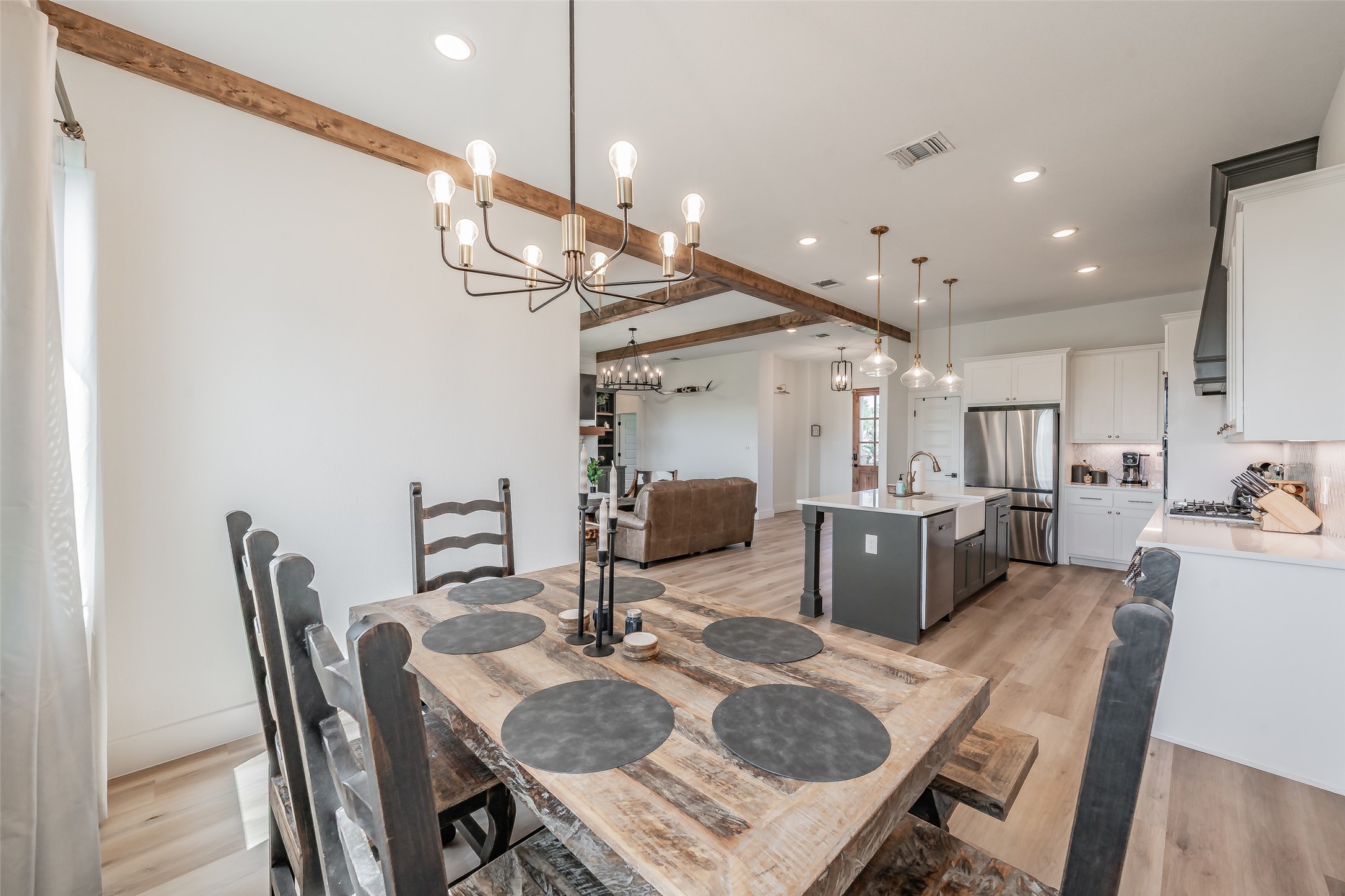 2011 Feather Lane Weatherford TX 76088