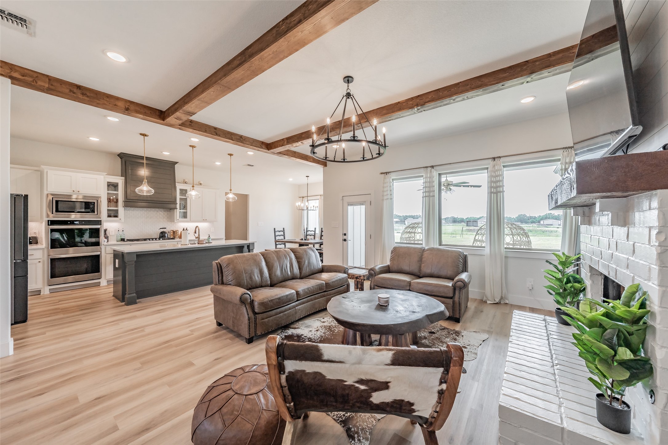 2011 Feather Lane Weatherford TX 76088
