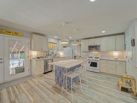 4321 Woodlake Drive Lake Worth TX 76135
