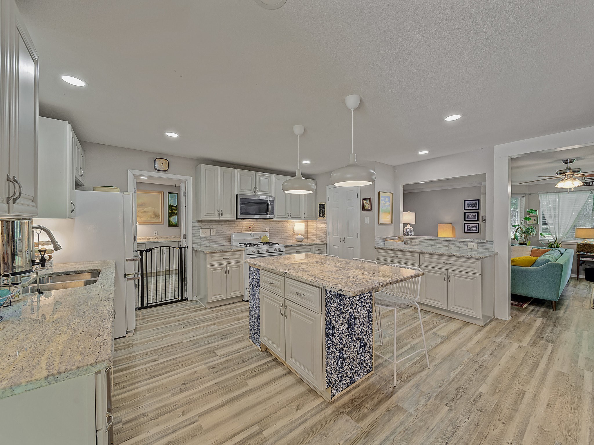 4321 Woodlake Drive Lake Worth TX 76135