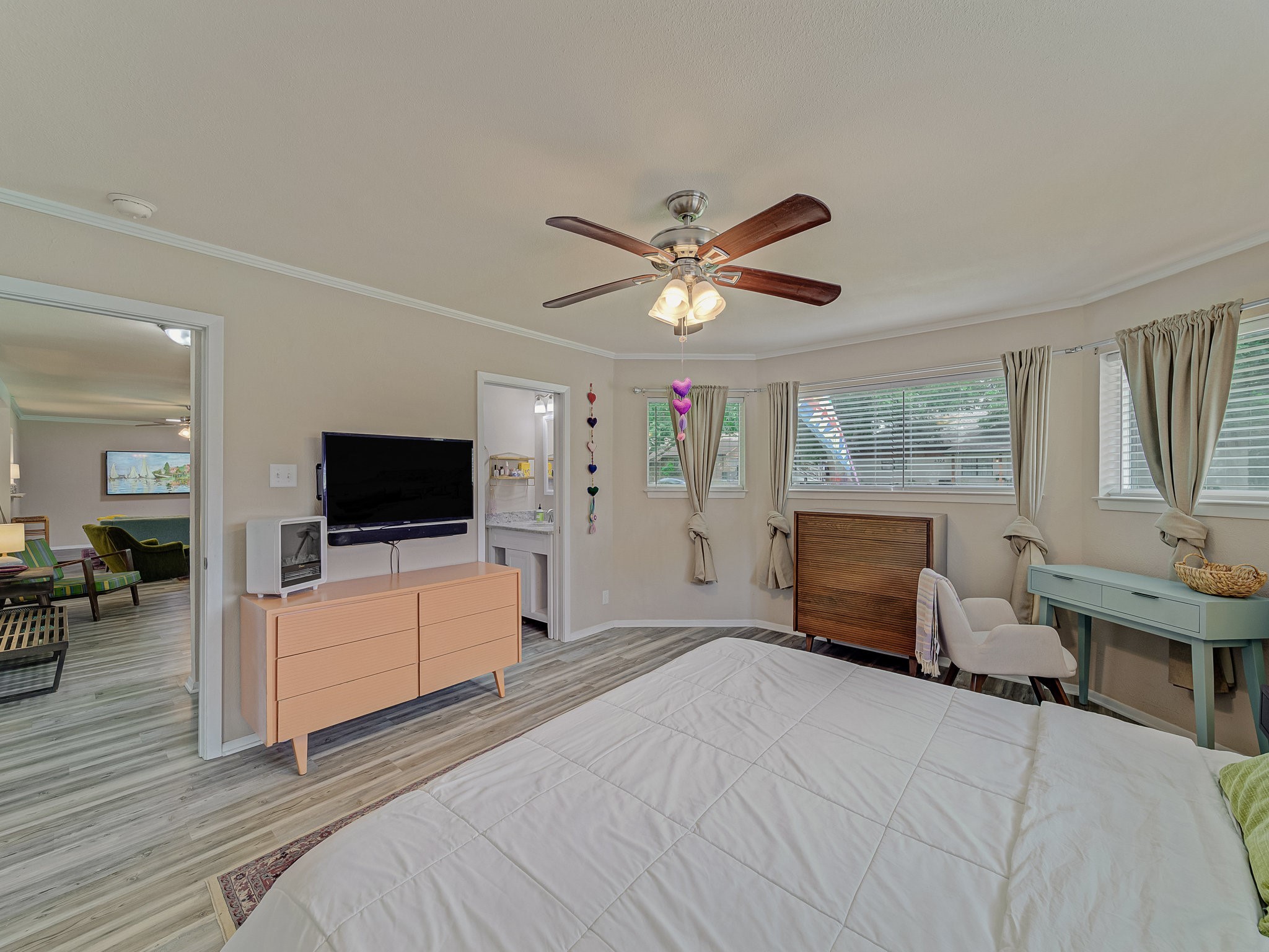4321 Woodlake Drive Lake Worth TX 76135