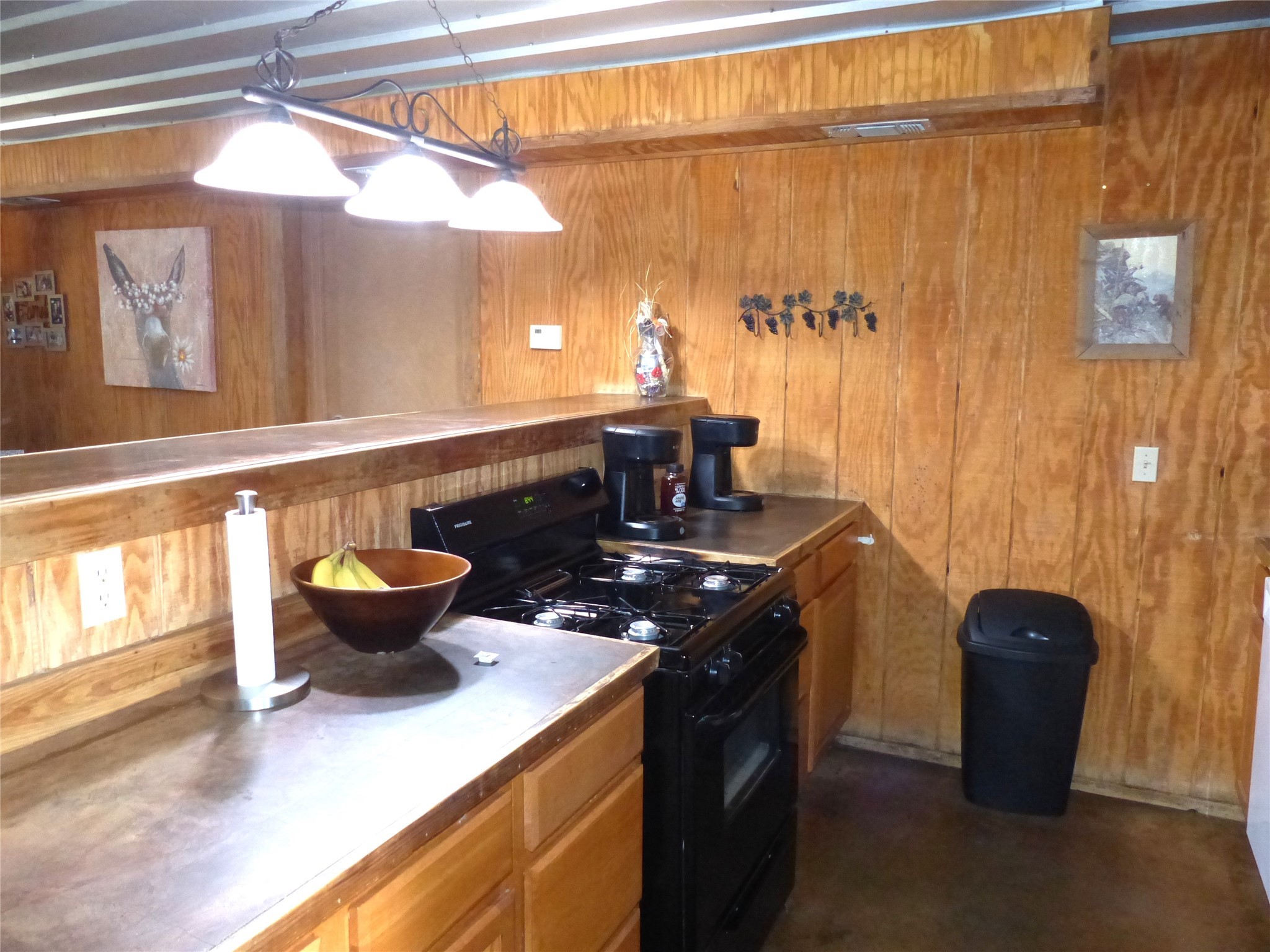 101 S Loop Brady TX 76825