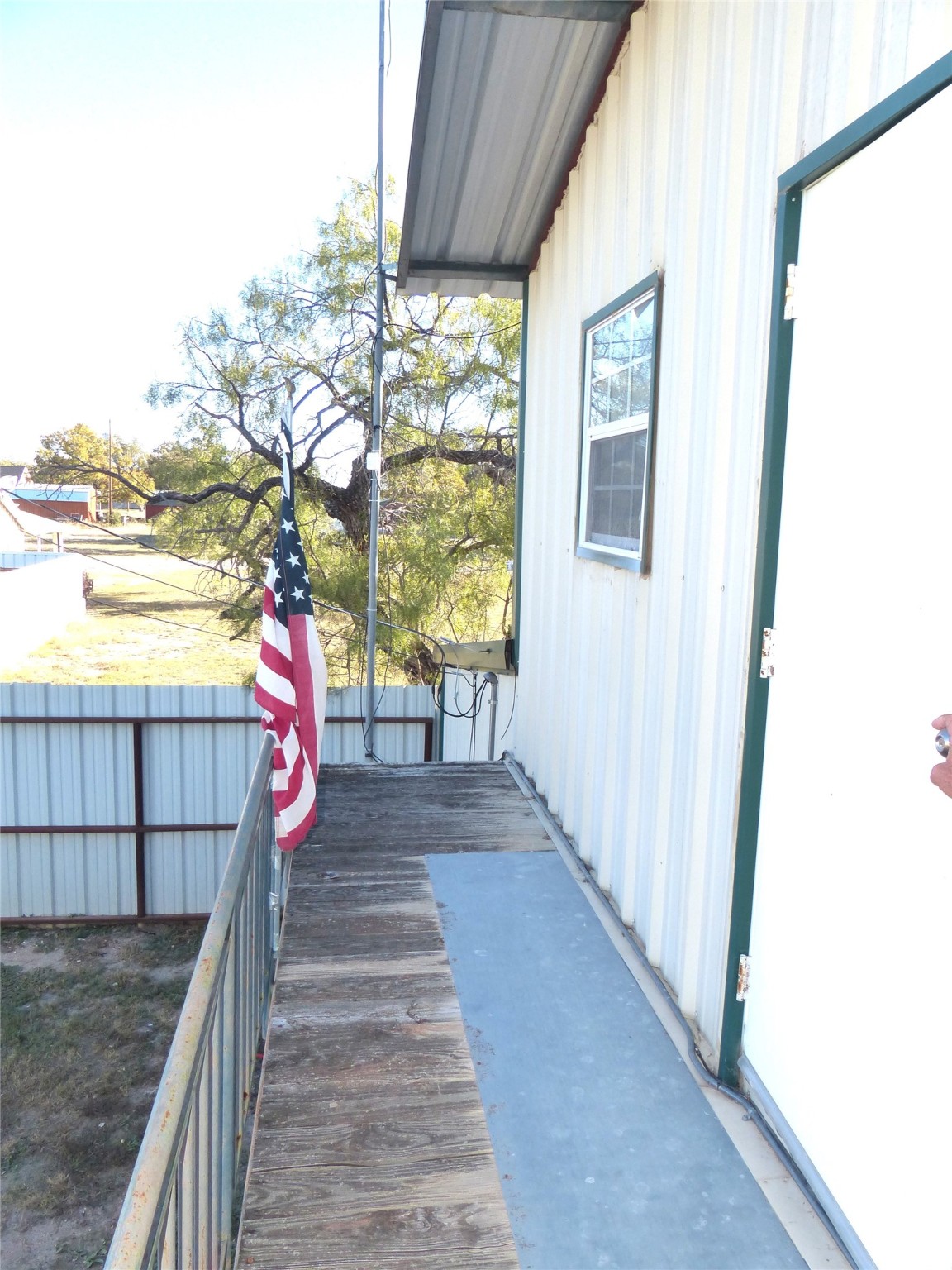 101 S Loop Brady TX 76825