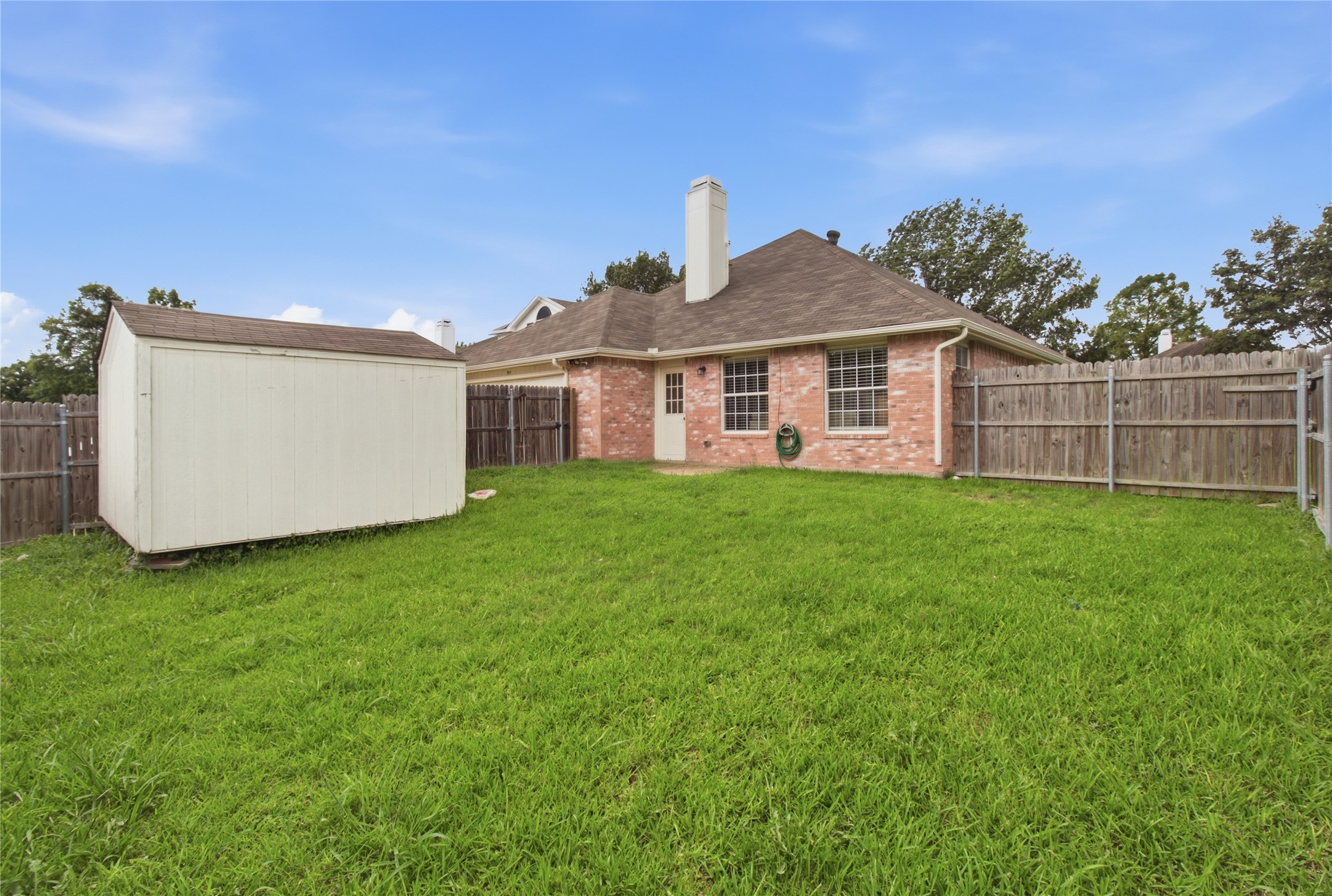 911 Sumner Drive Mesquite TX 75149