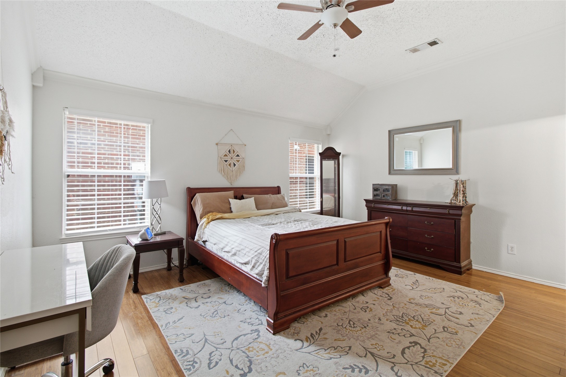 911 Sumner Drive Mesquite TX 75149