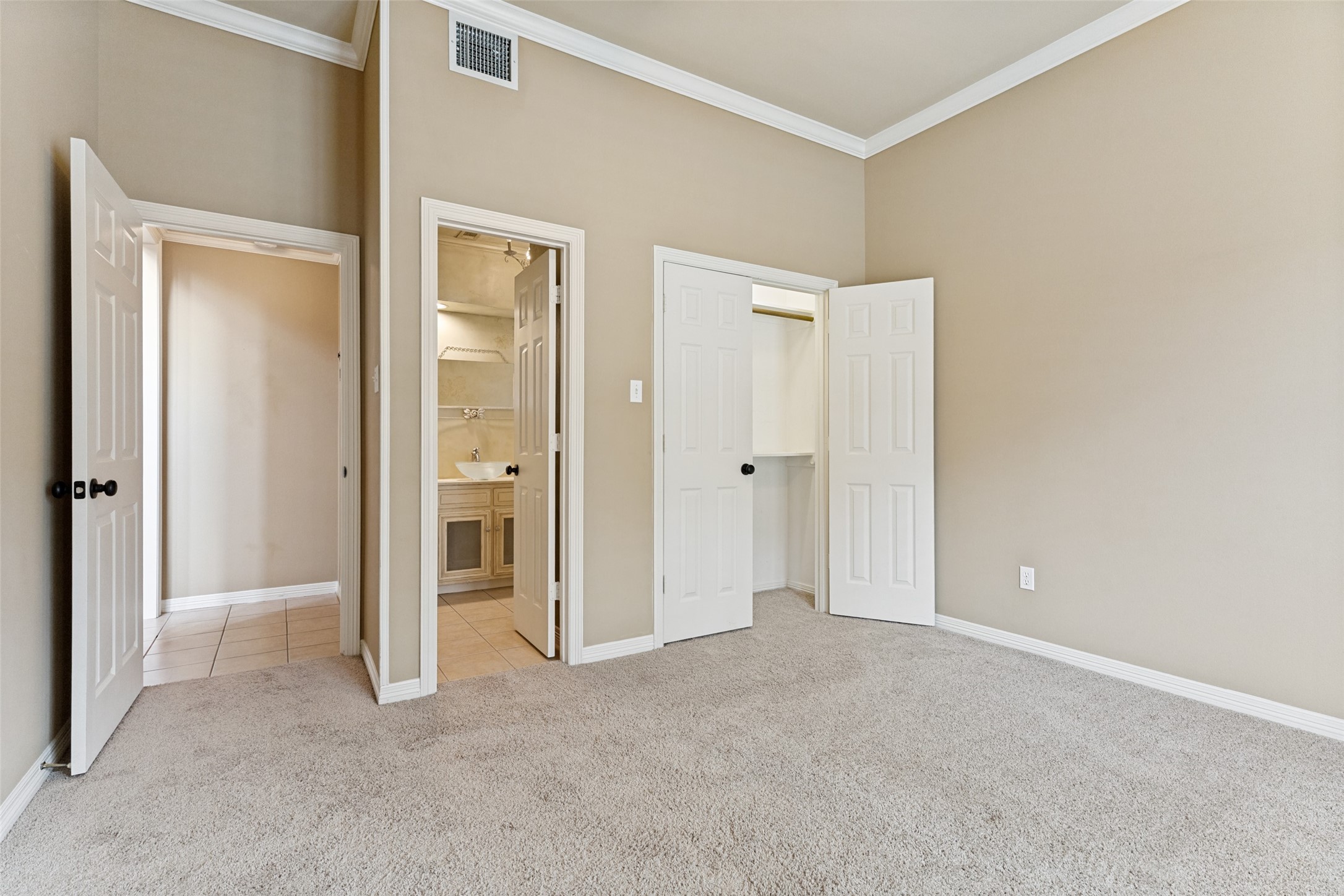 2429 Peach Blossom Court Bedford TX 76021