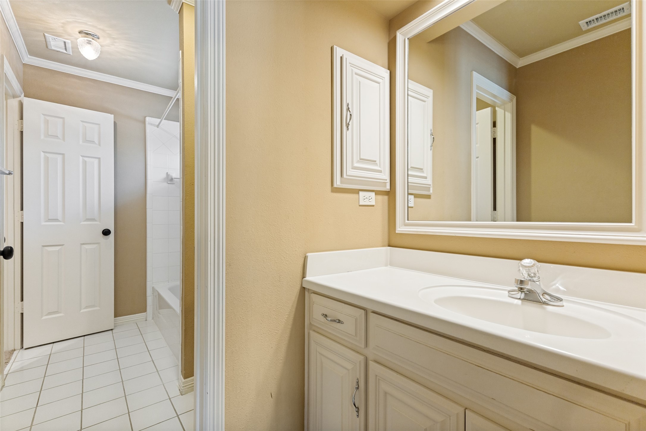 2429 Peach Blossom Court Bedford TX 76021