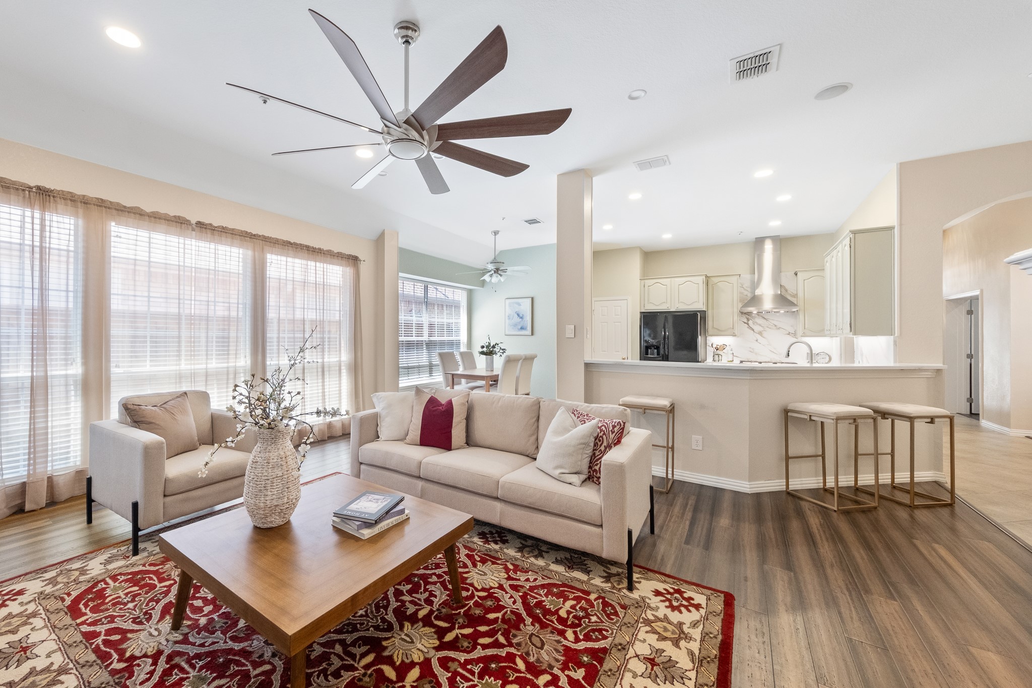 3784 Lakeway Court Addison TX 75001