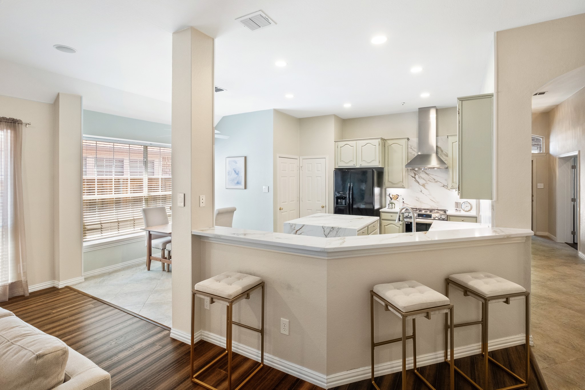 3784 Lakeway Court Addison TX 75001