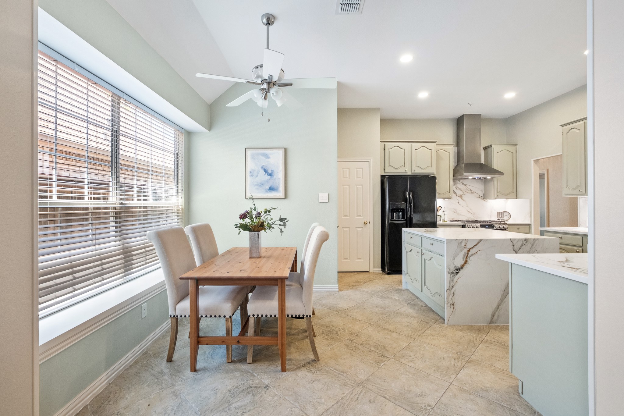3784 Lakeway Court Addison TX 75001