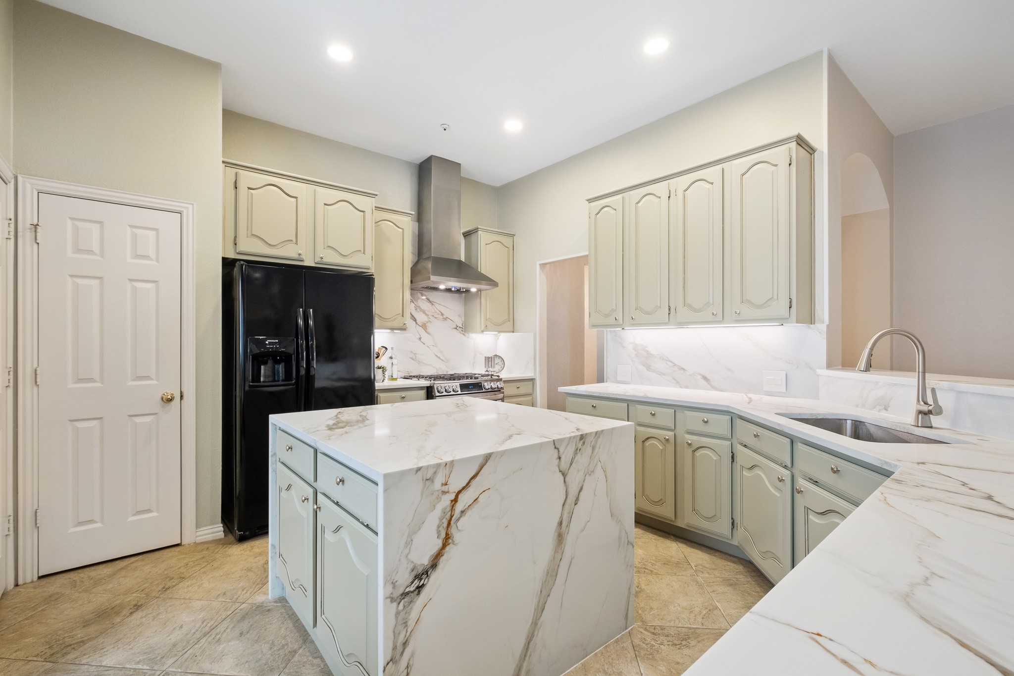 3784 Lakeway Court Addison TX 75001