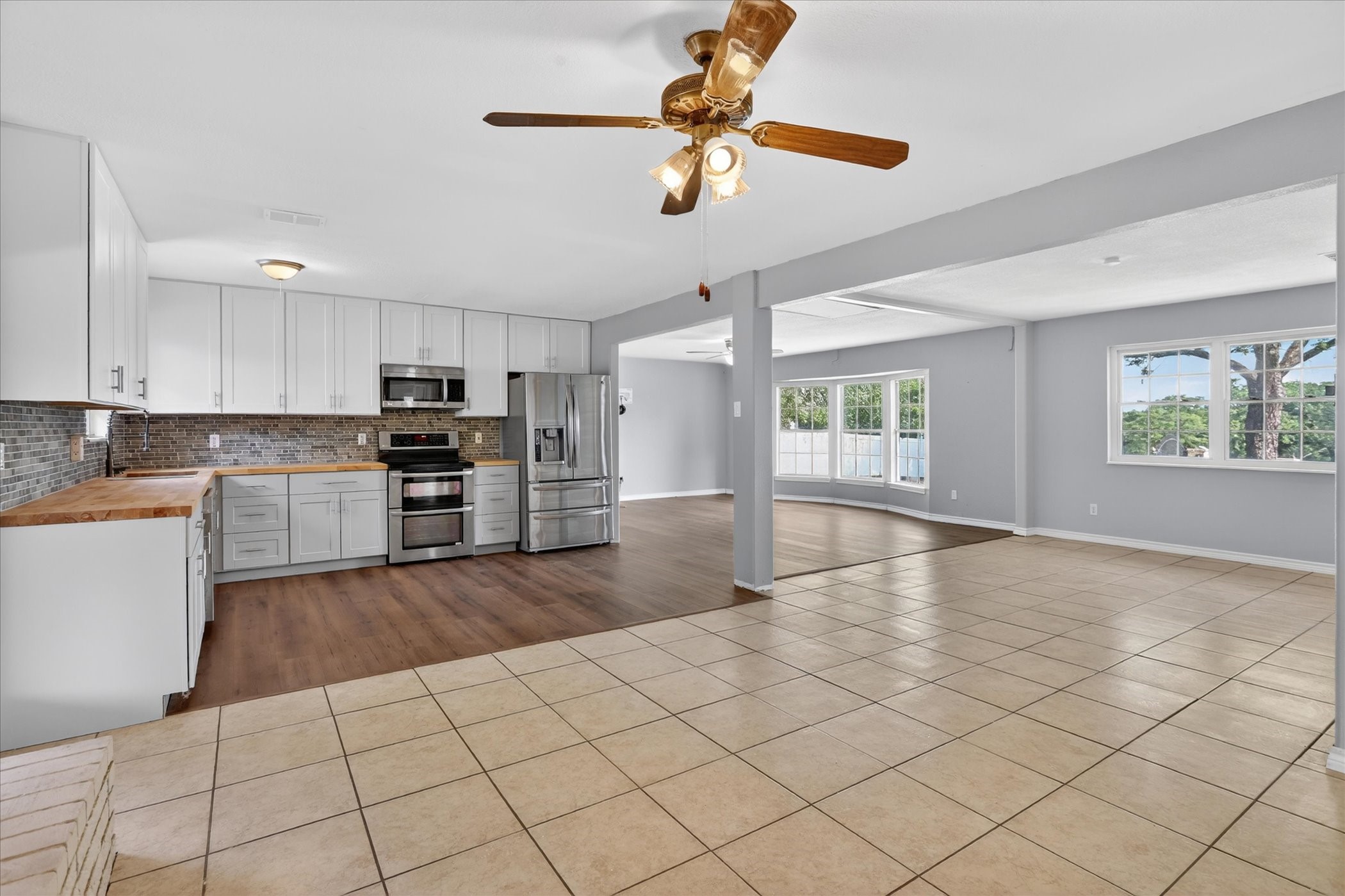 12410 Deeds Court Azle TX 76020