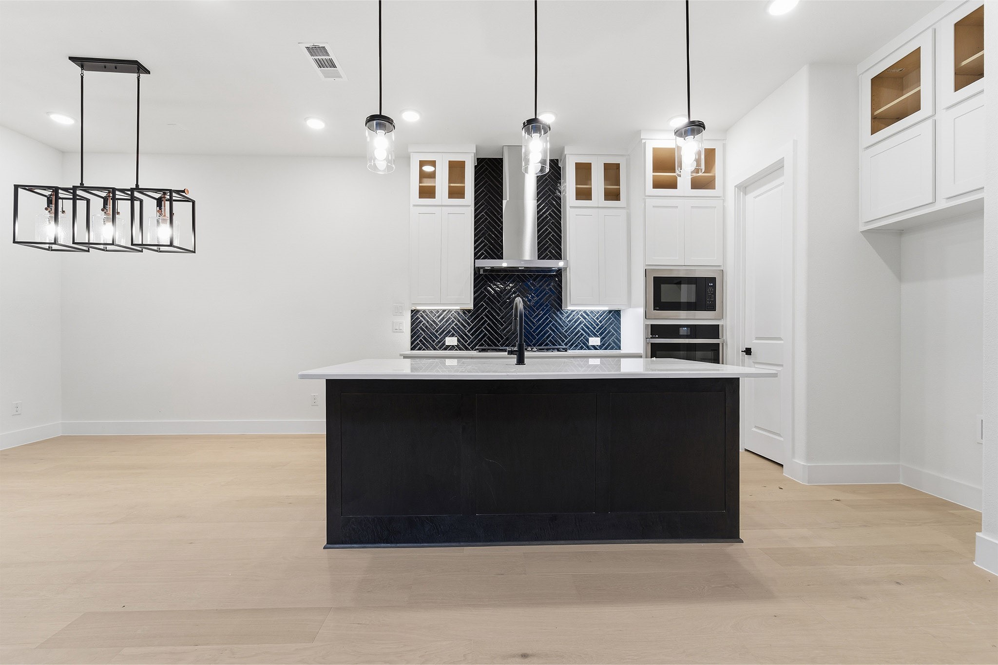 7317 Van Tuyl Parkway Mckinney TX 75070
