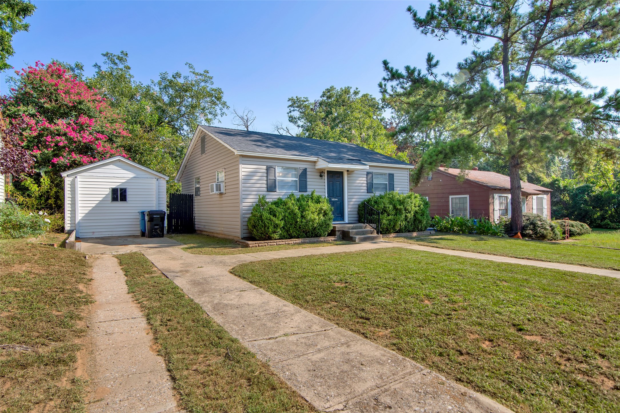 709 W Hanna Street Denison TX 75020