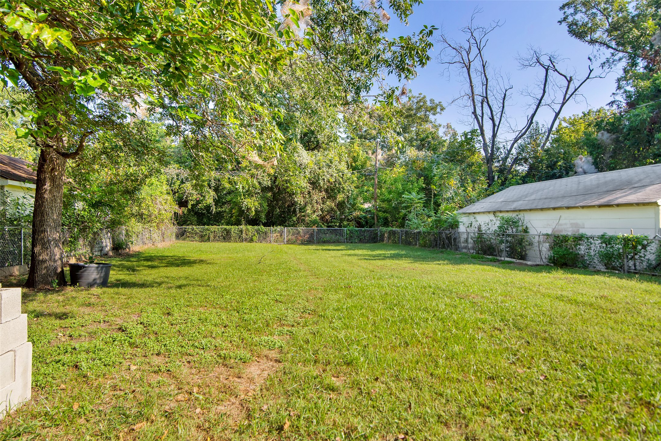 709 W Hanna Street Denison TX 75020