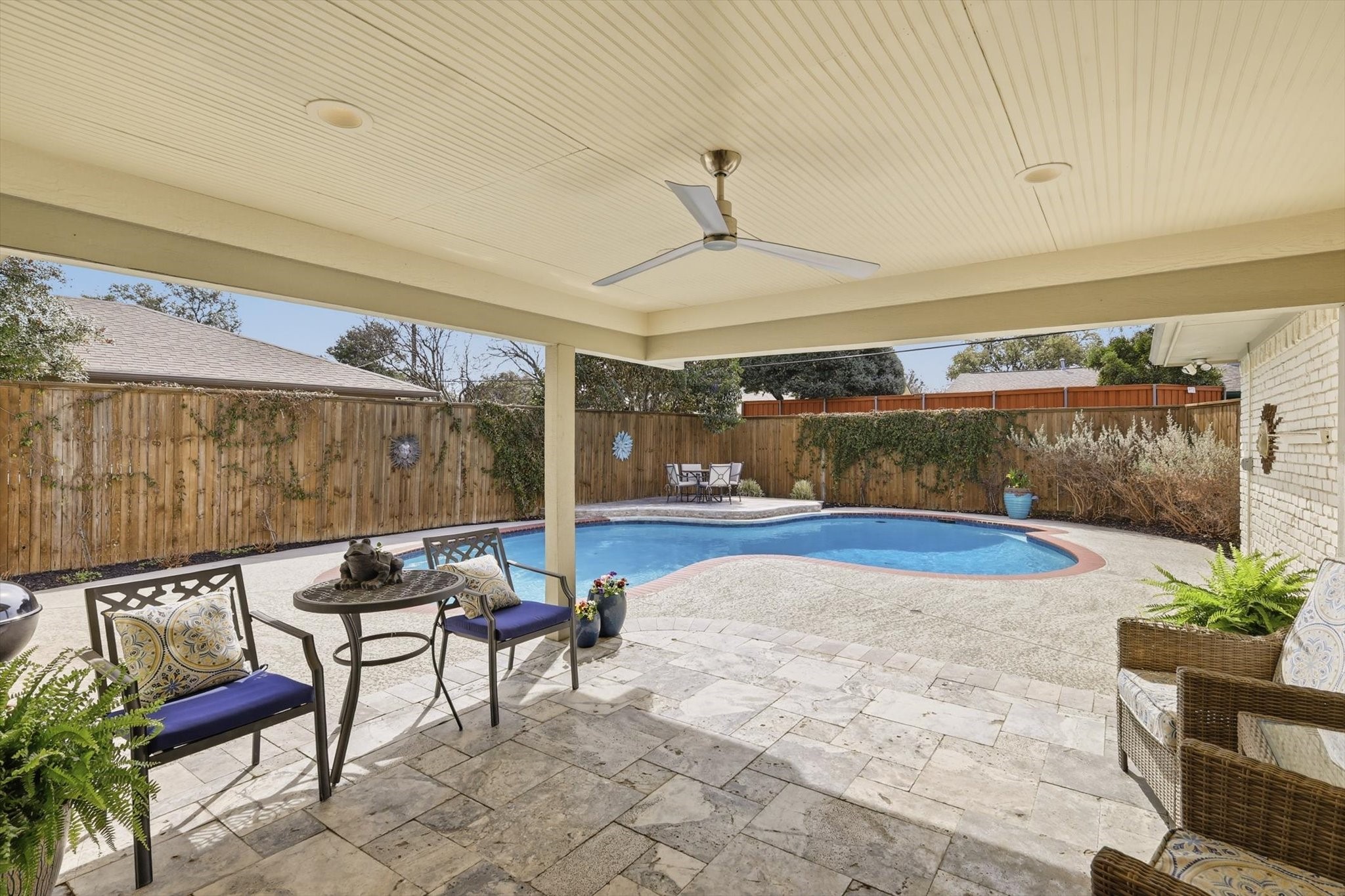 11009 Ferndale Road Dallas TX 75238
