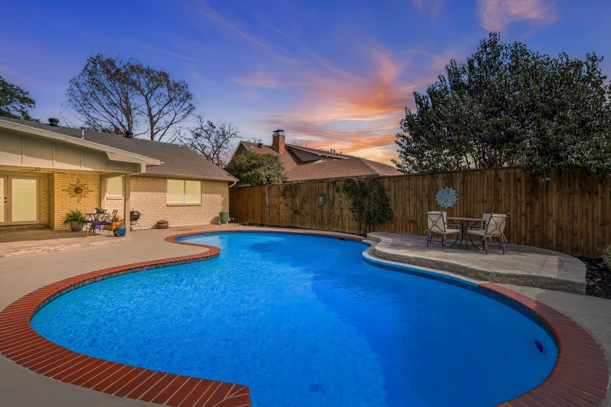 11009 Ferndale Road Dallas TX 75238