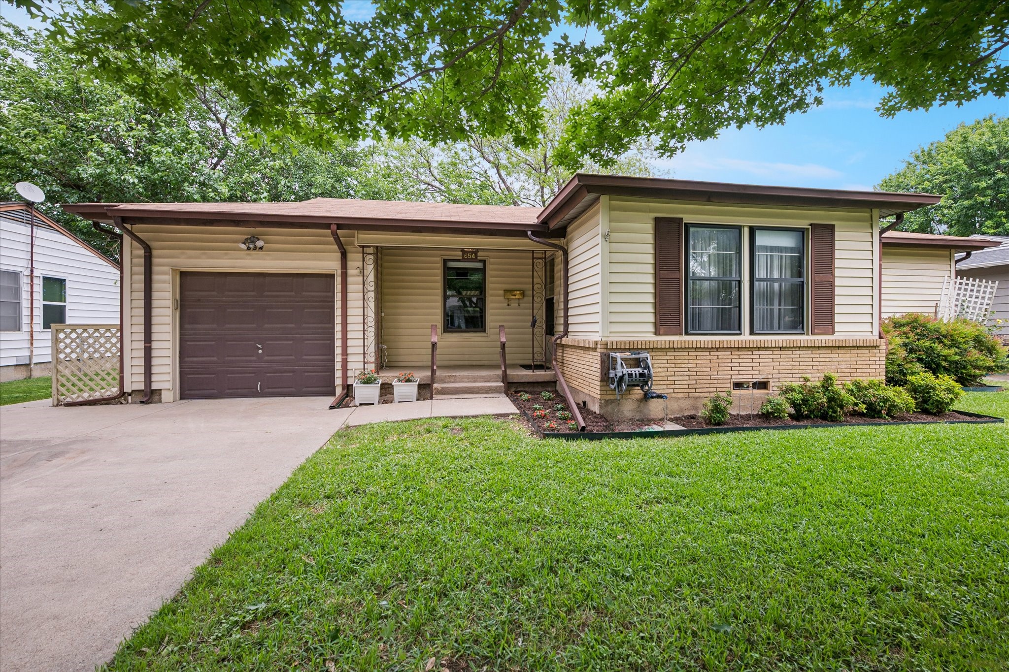 654 Milton Street Lewisville TX 75057