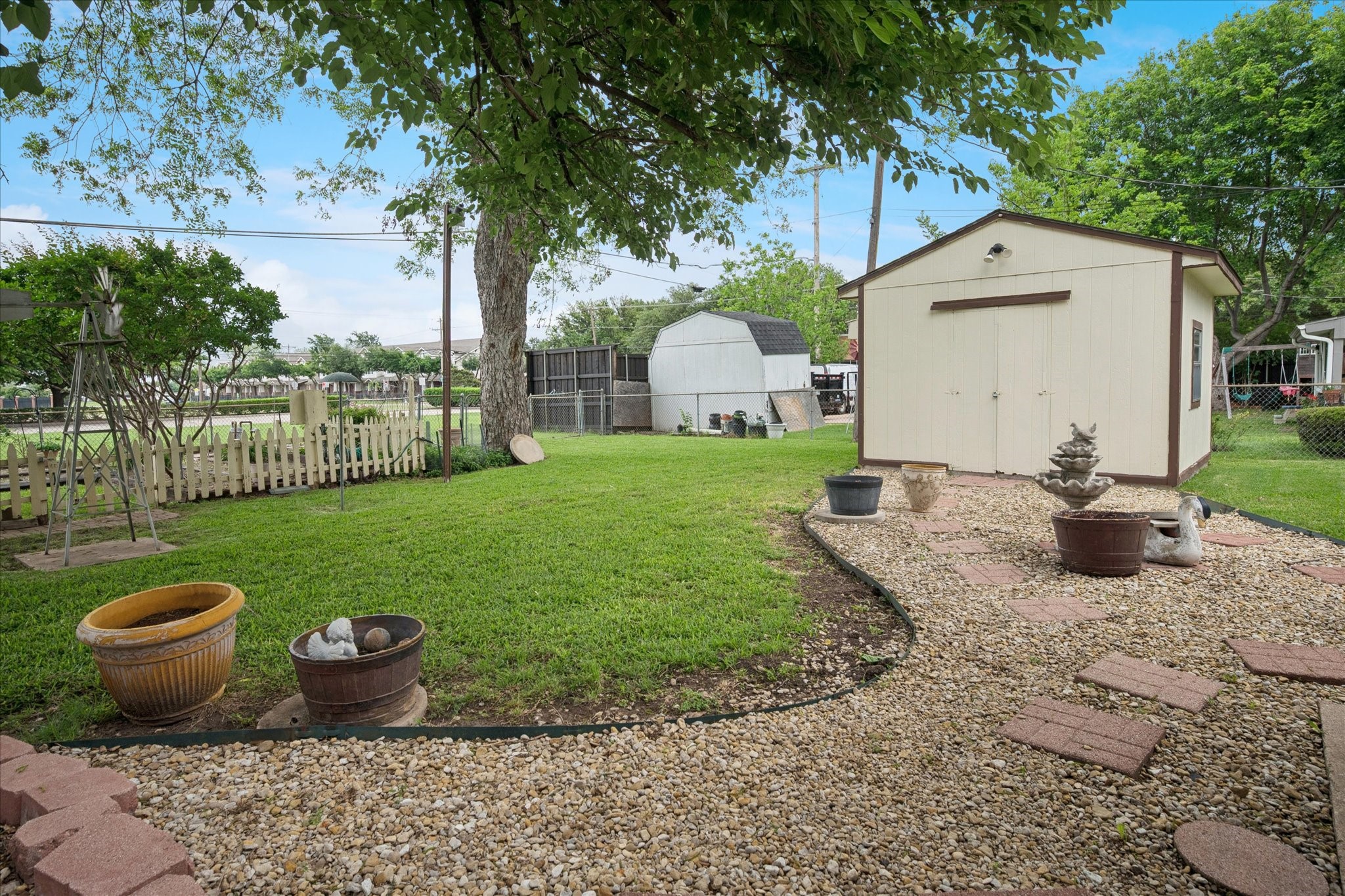 654 Milton Street Lewisville TX 75057