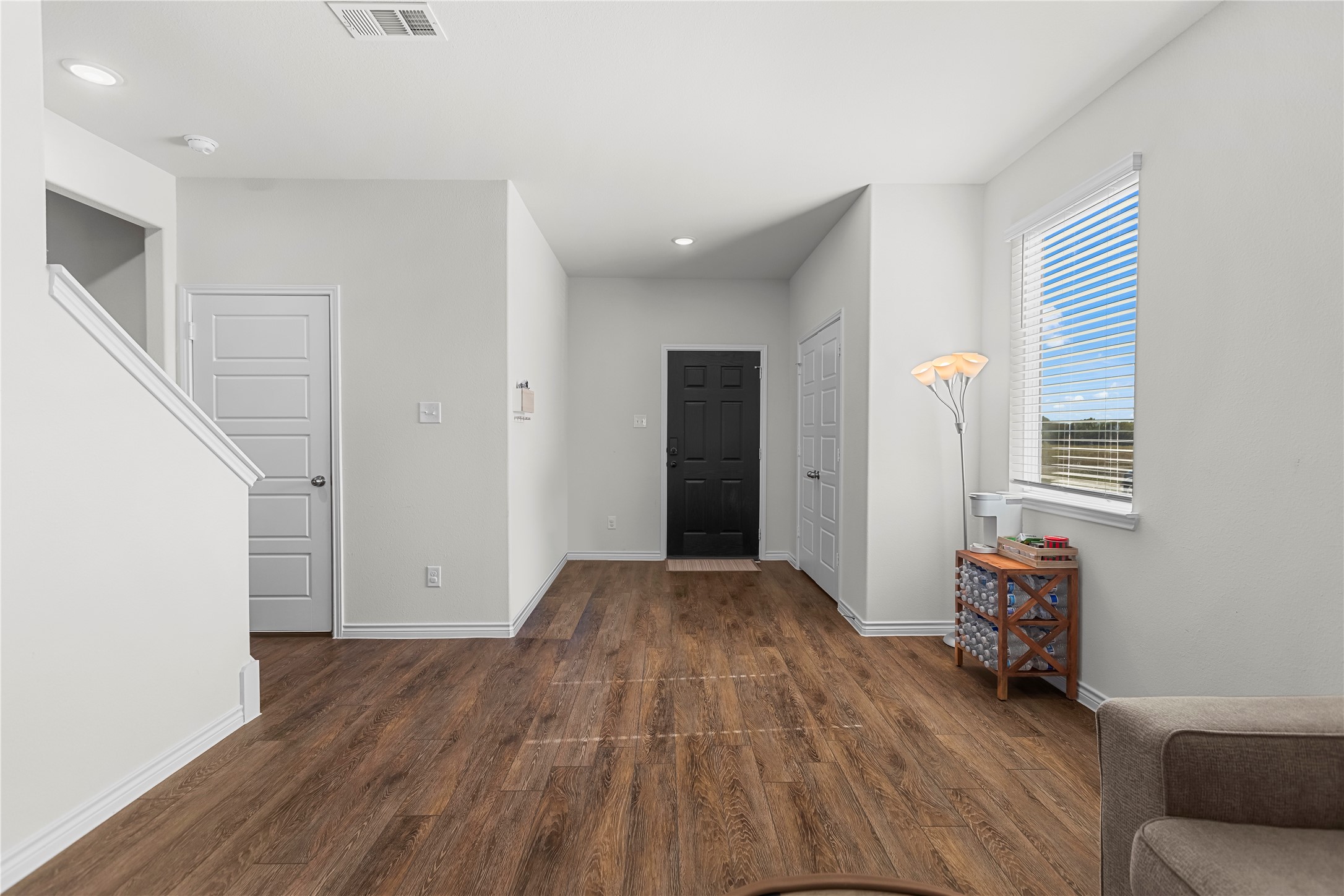 401 Thompson Place Everman TX 76140