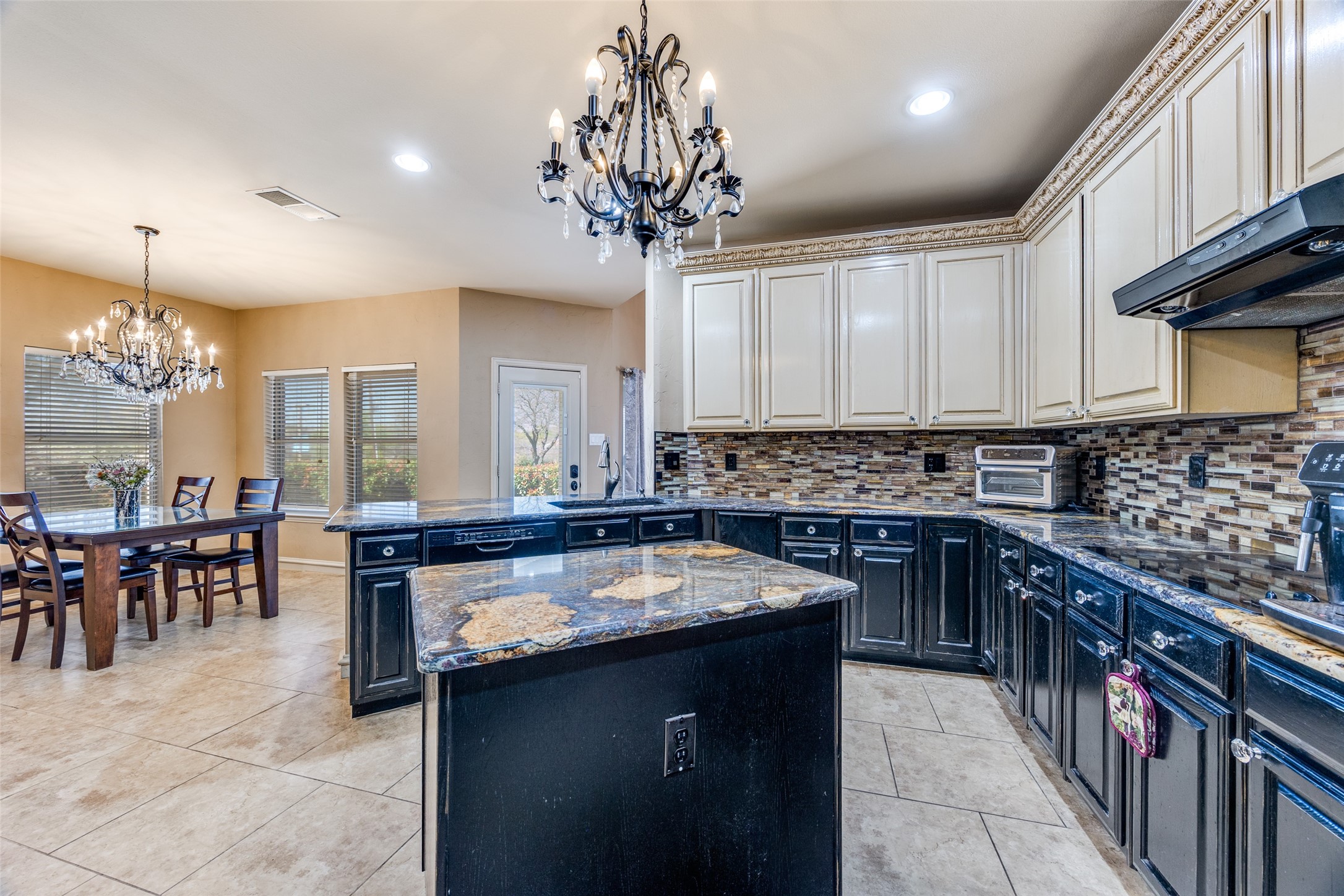 3807 Keystone Court Carrollton TX 75007