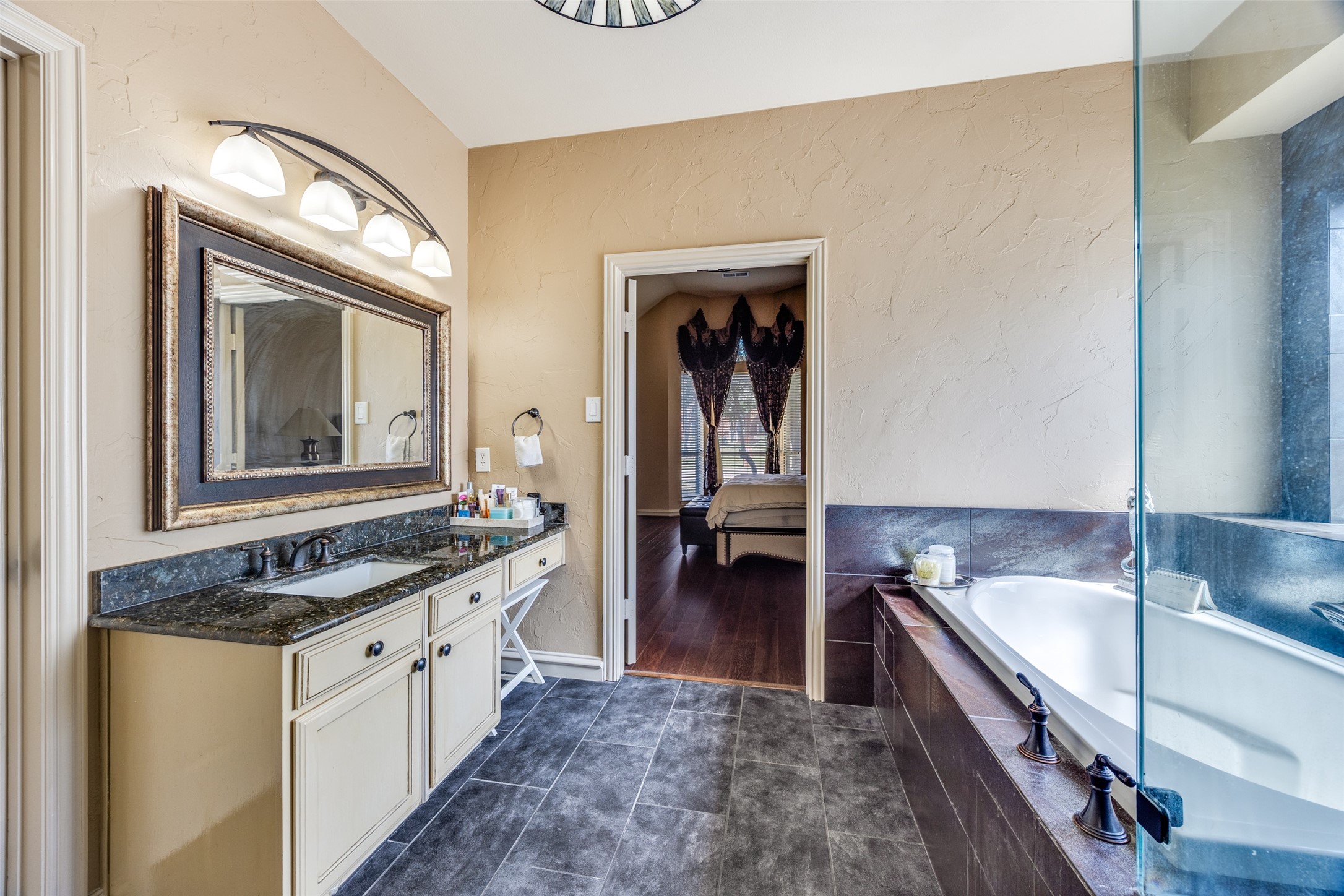 3807 Keystone Court Carrollton TX 75007
