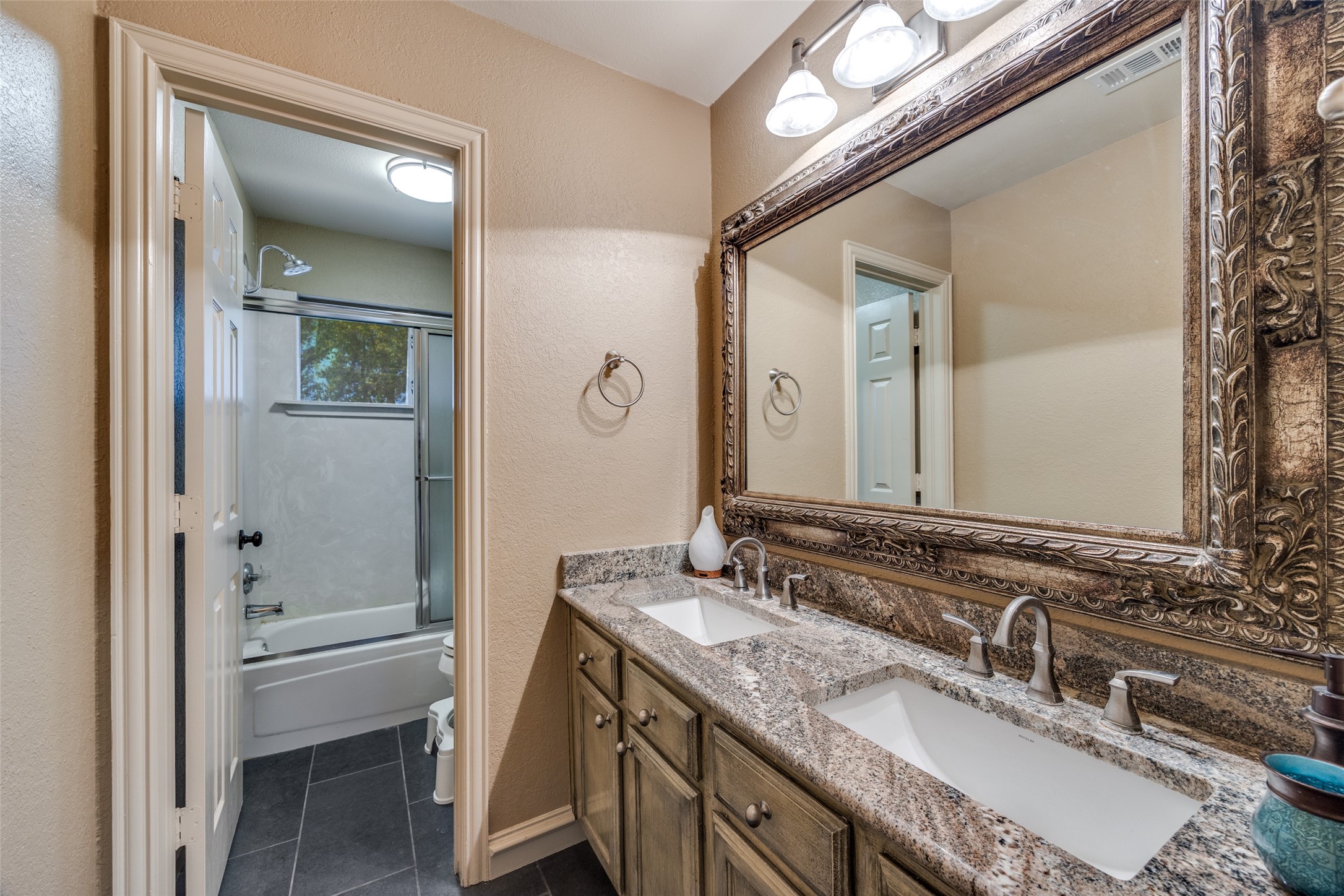 3807 Keystone Court Carrollton TX 75007